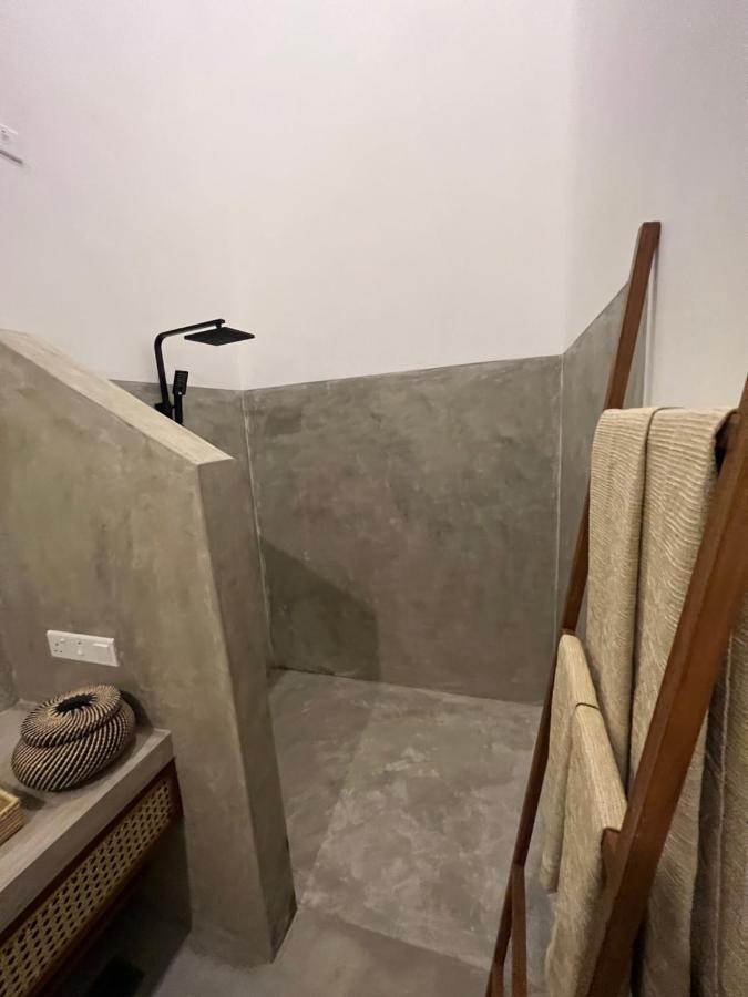 Zen House Hotel Ahangama Bagian luar foto