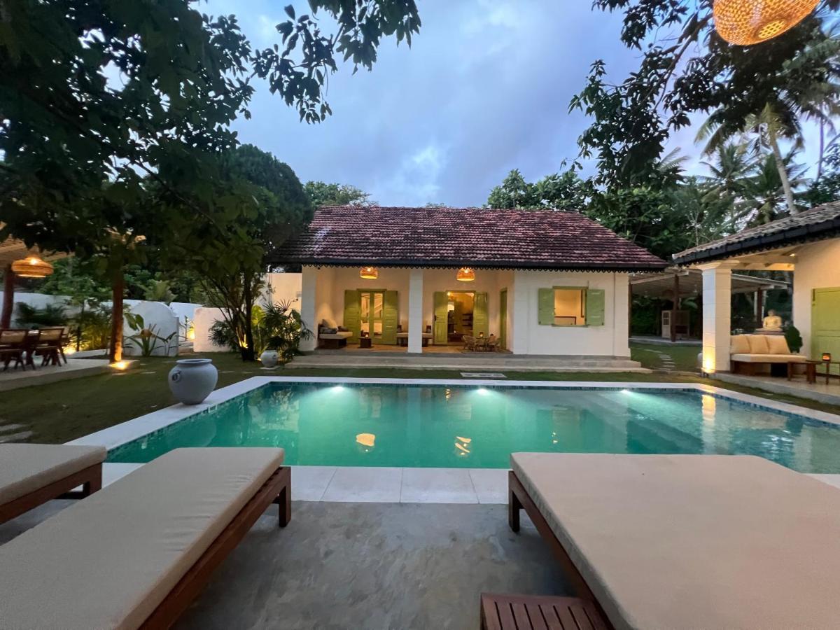 Zen House Hotel Ahangama Bagian luar foto