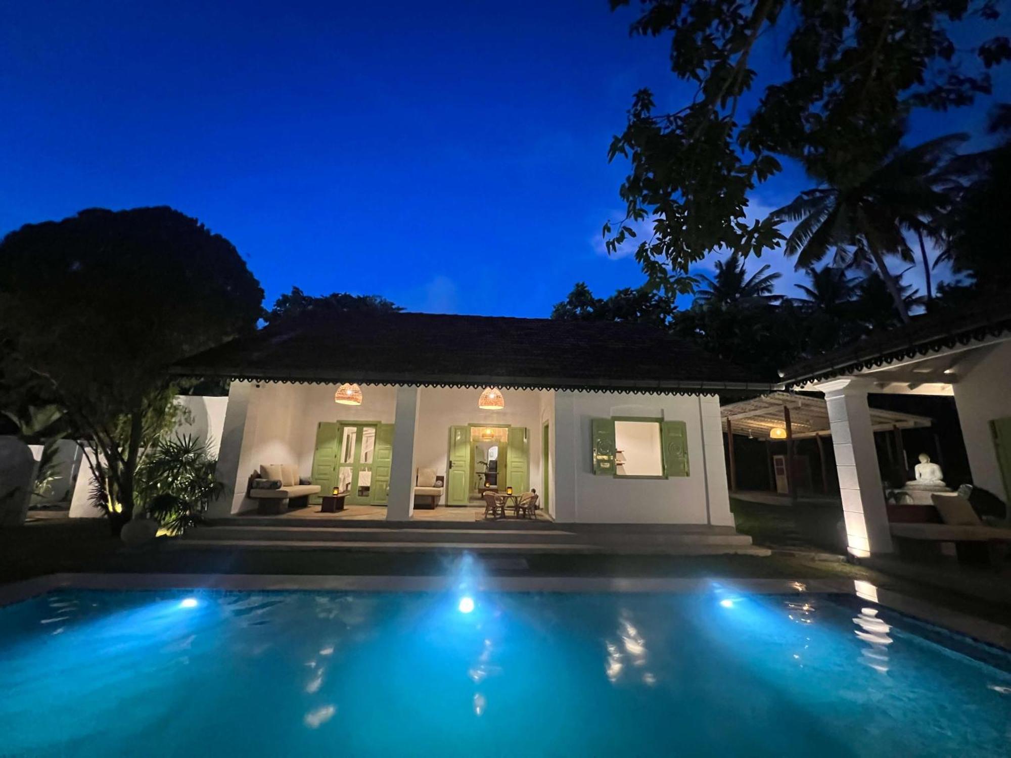 Zen House Hotel Ahangama Bagian luar foto