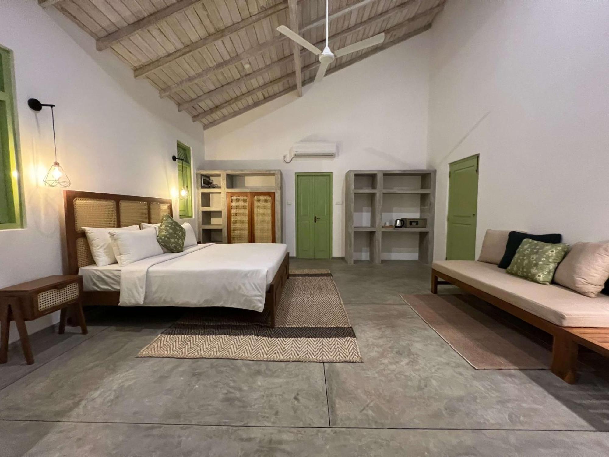 Zen House Hotel Ahangama Ruang foto